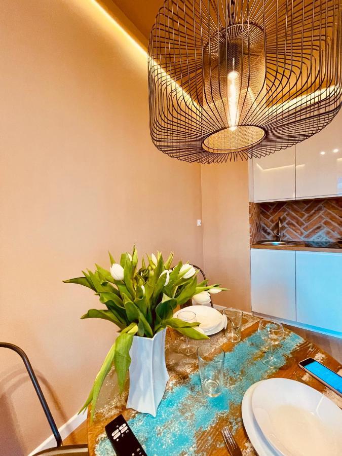 Uniejow Apartments Bagian luar foto