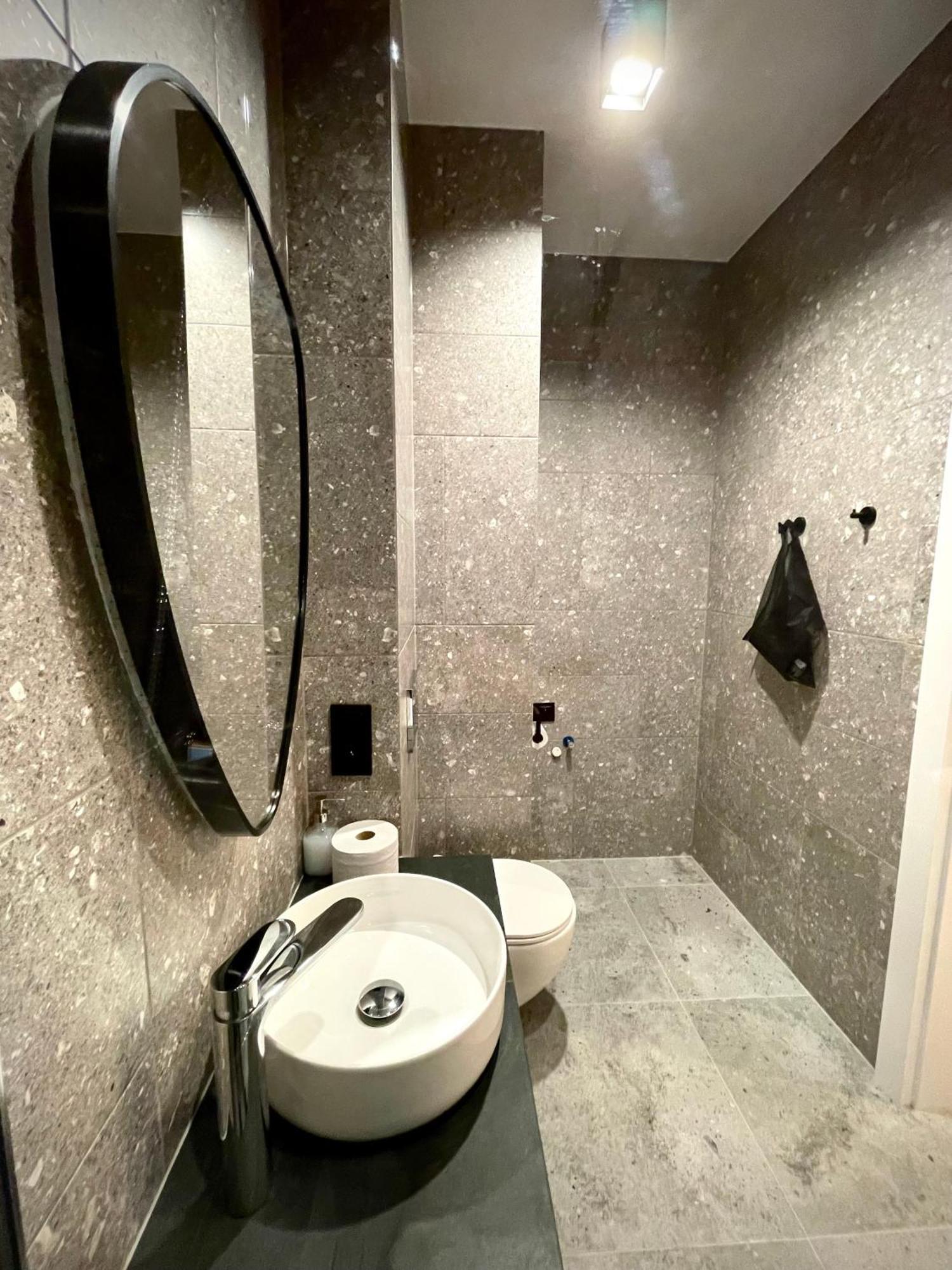 Uniejow Apartments Bagian luar foto
