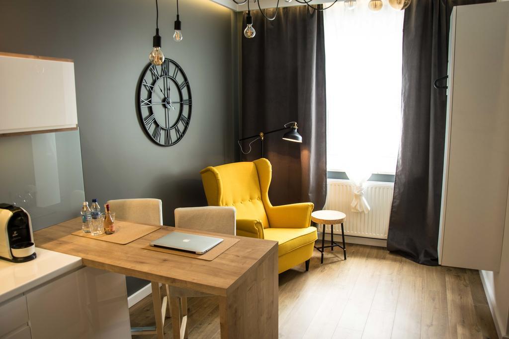 Uniejow Apartments Bagian luar foto